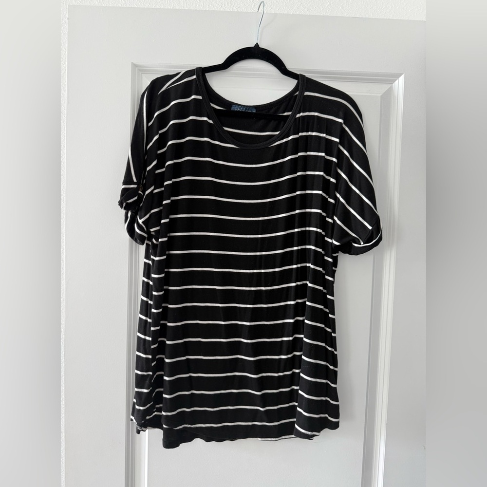 Scarlett Black and White Striped Short Sleeve Tee